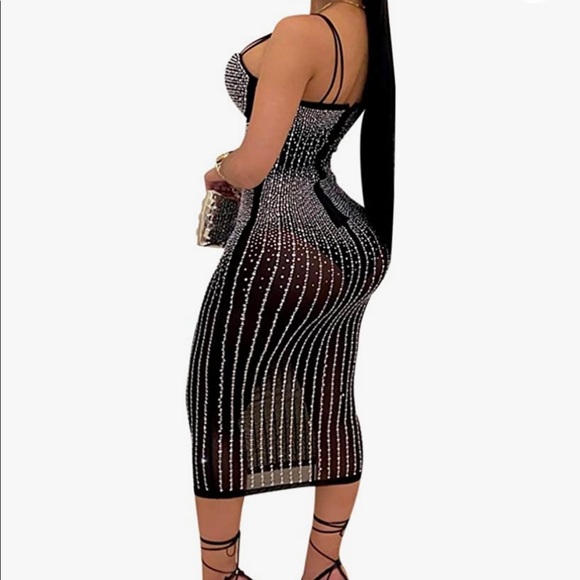 Dress - Picture 4 of 5